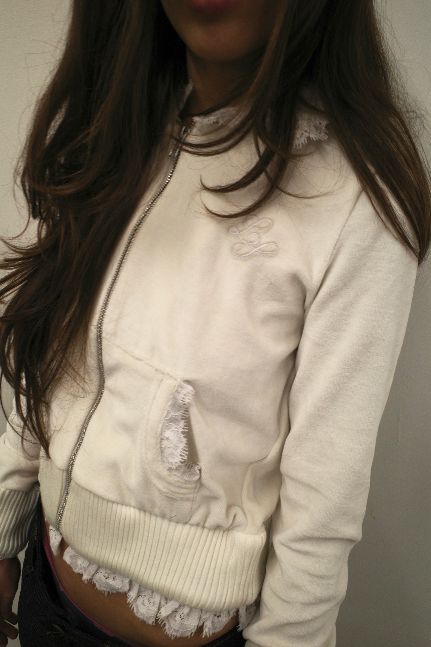 Nowhere zip up hoodie - White