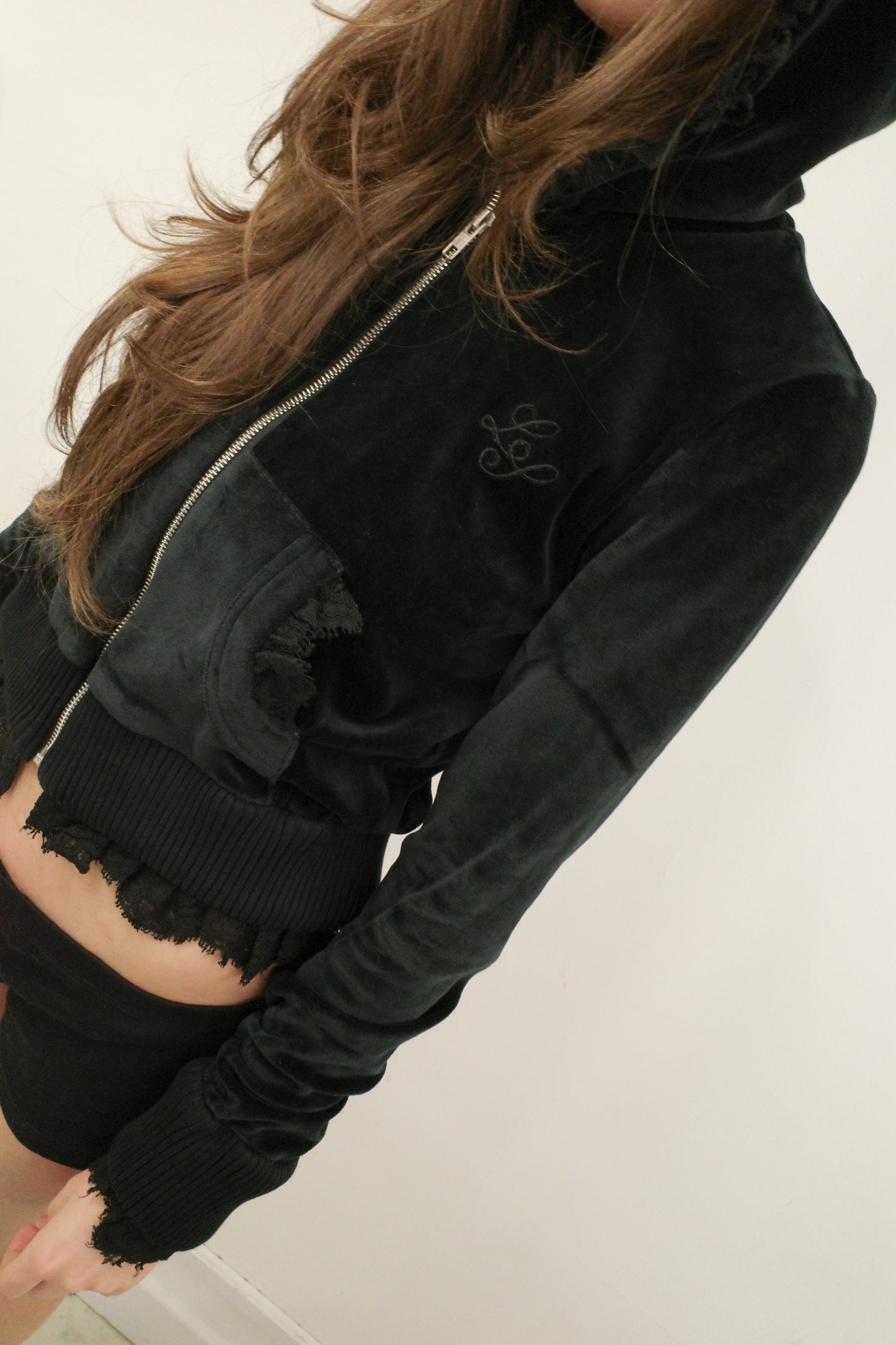 Nowhere zip up hoodie - black