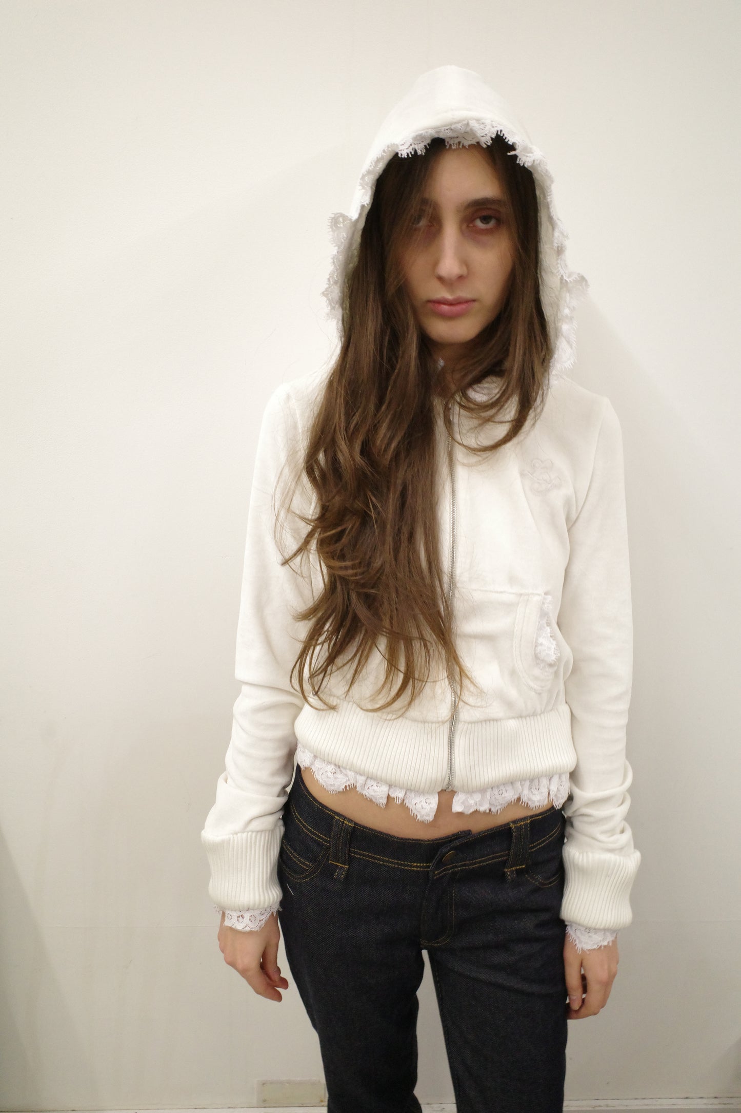Nowhere zip up hoodie - White